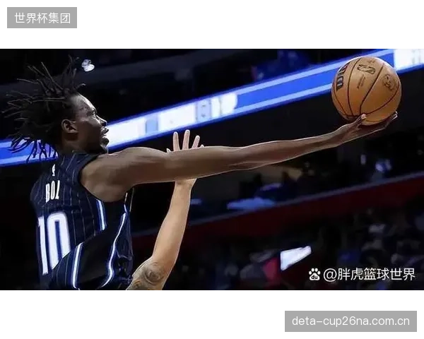天津队进攻端表现尚可,但防守效率低下导致战绩不佳。 天津队进攻端表现尚可,但防守效率低下导致战绩不佳。